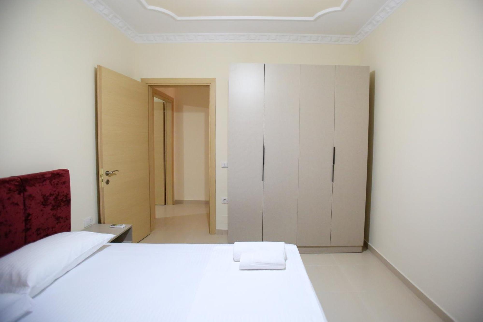 Oasis Residence Vlorë Екстериор снимка