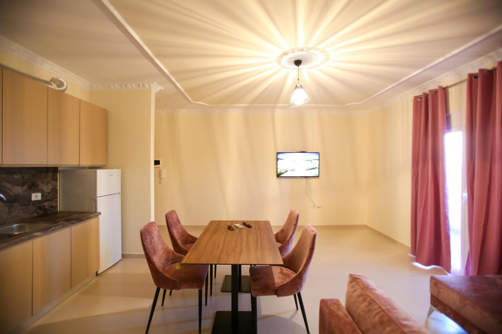 Oasis Residence Vlorë Екстериор снимка
